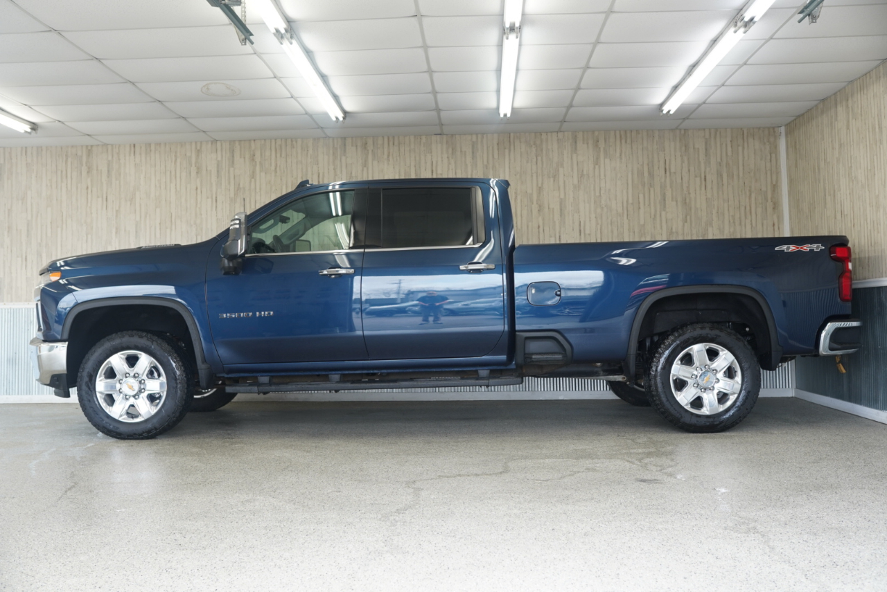 Chevrolet Silverado 3500HD 4WD Crew Cab 172" LTZ 2022