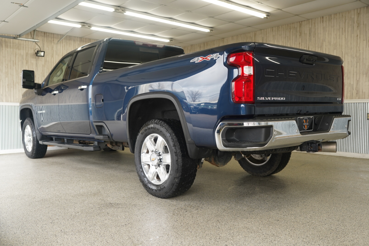 Chevrolet Silverado 3500HD 4WD Crew Cab 172" LTZ 2022