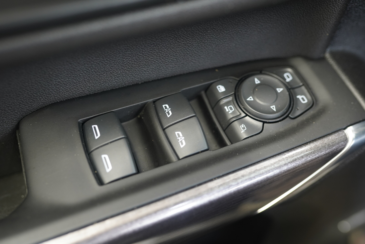 Chevrolet Silverado 3500HD 4WD Crew Cab 172" LTZ 2022