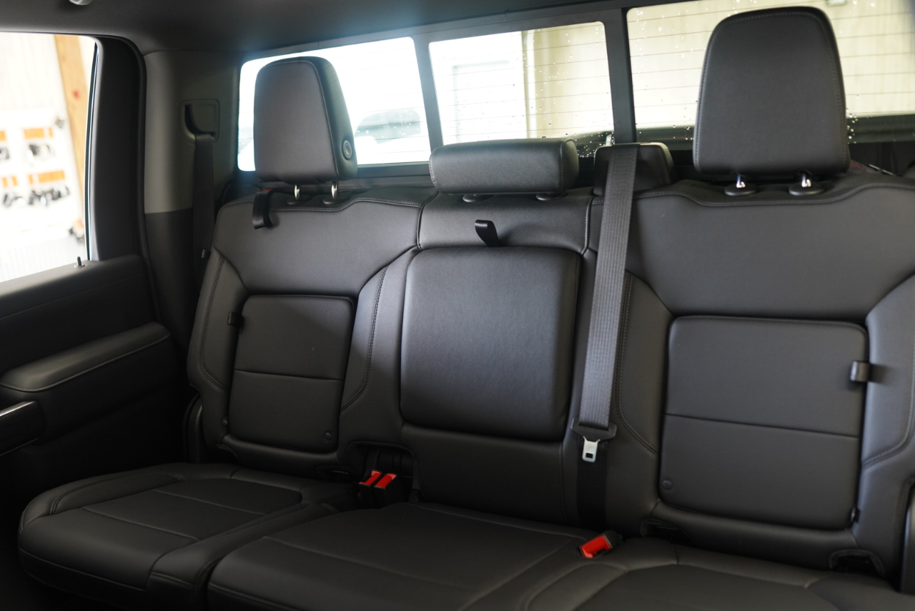 Chevrolet Silverado 3500HD 4WD Crew Cab 172" LTZ 2022