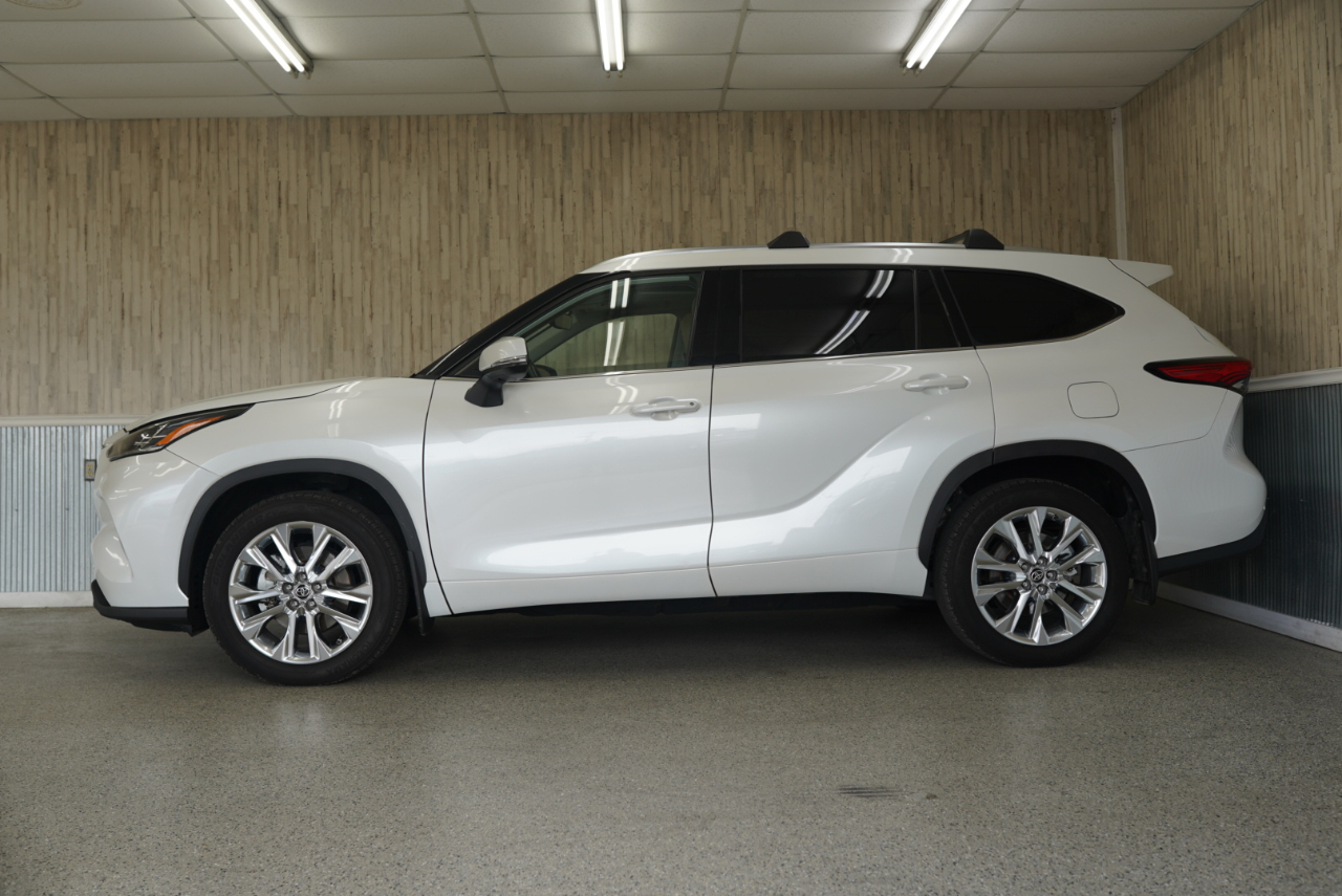 Toyota Highlander Limited AWD 2023