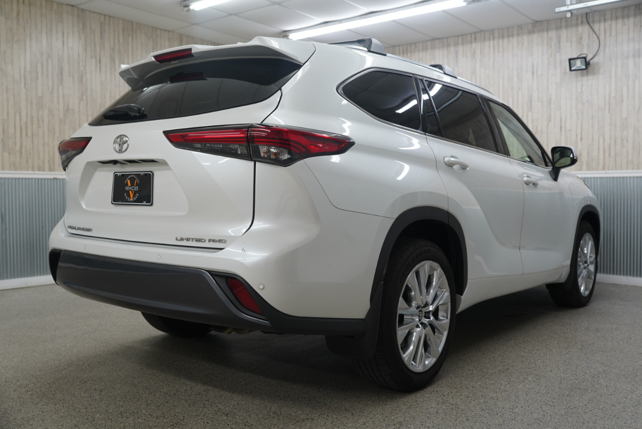 Toyota Highlander Limited AWD 2023