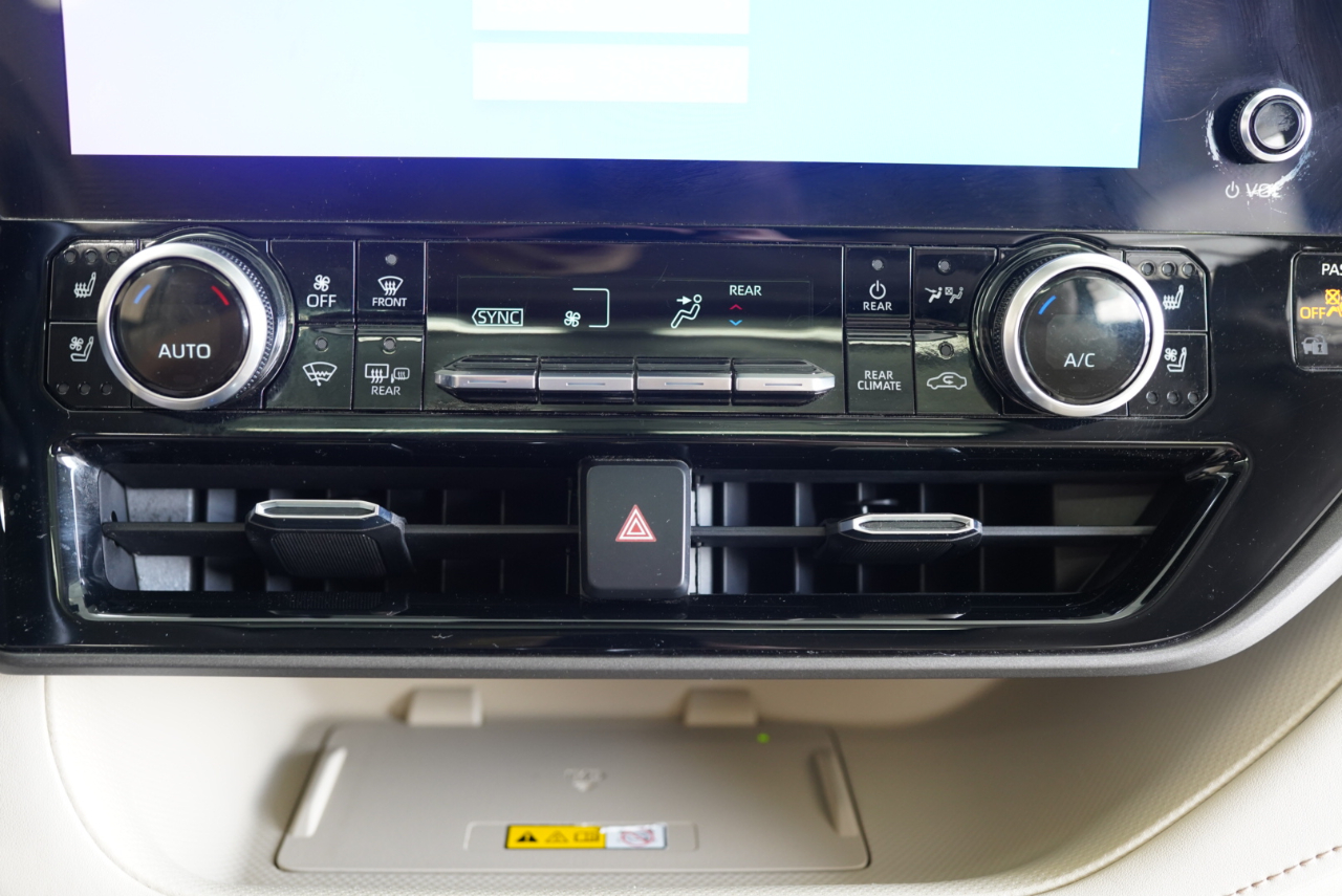 Toyota Highlander Limited AWD 2023