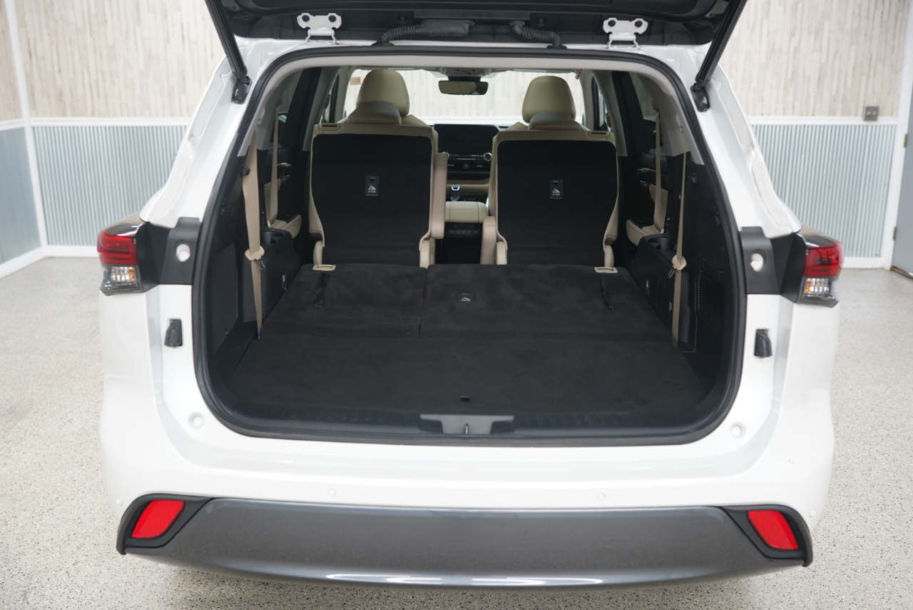 Toyota Highlander Limited AWD 2023