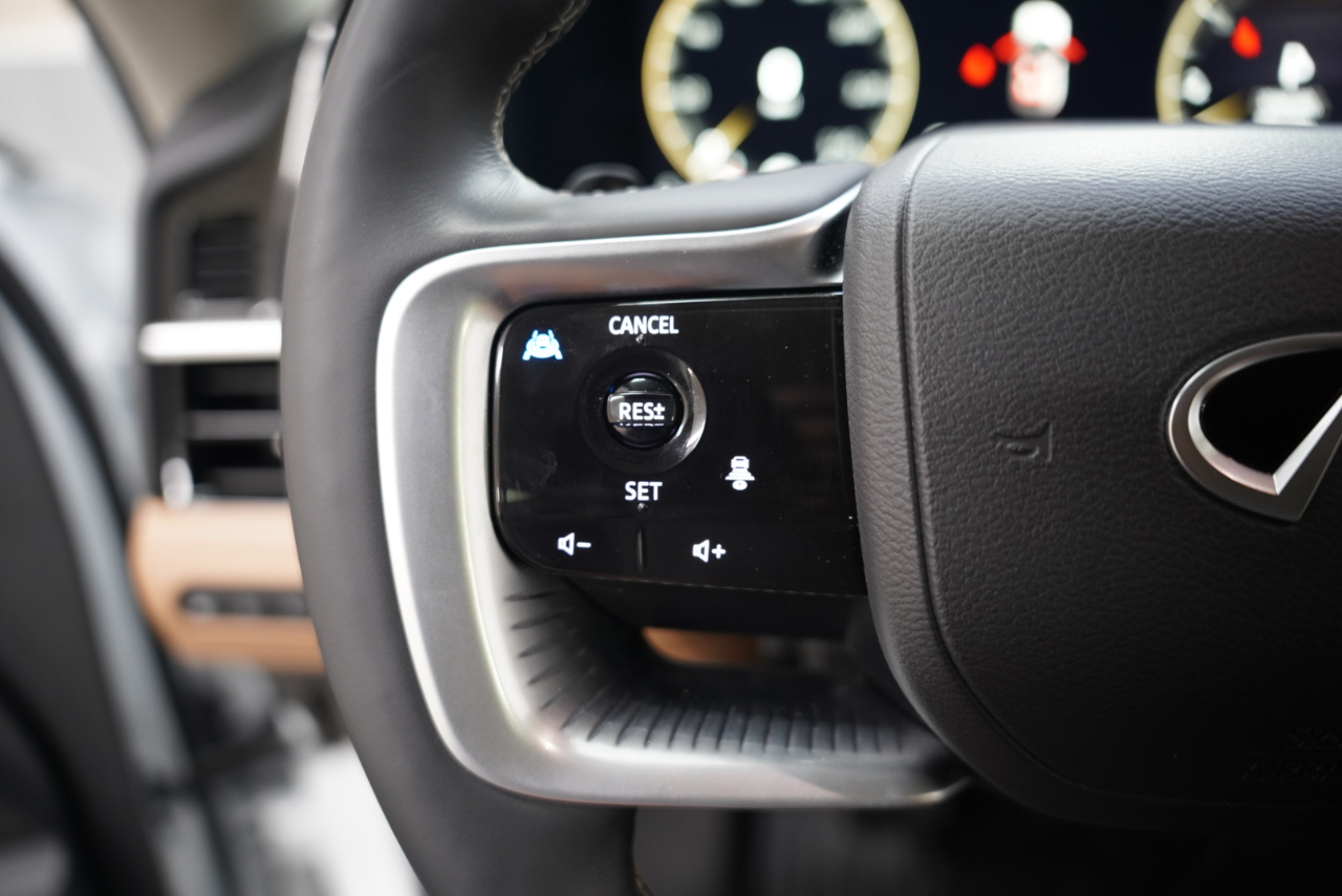 Infiniti QX80 LUXE AWD 2025