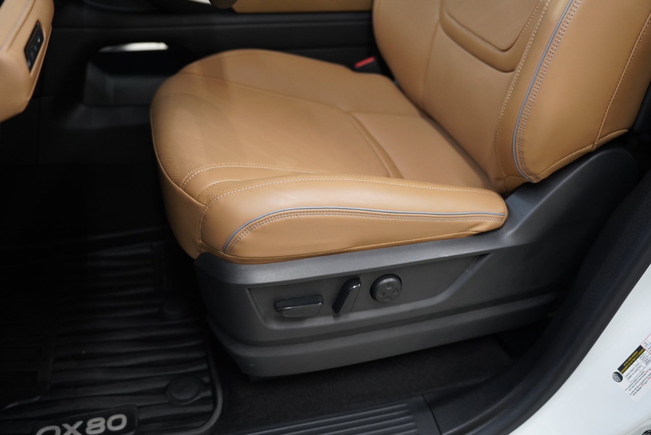 Infiniti QX80 LUXE AWD 2025