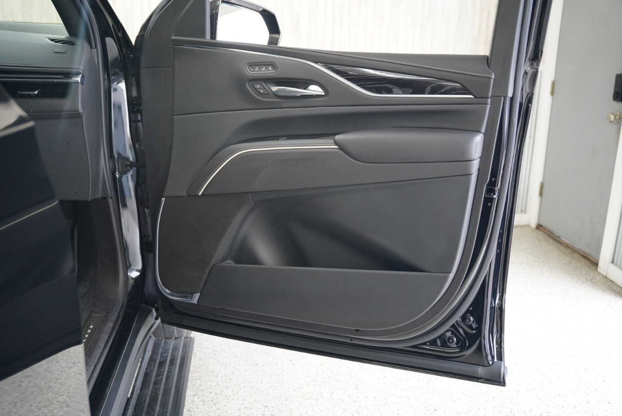 Cadillac Escalade ESV 4WD 4dr Sport 2021