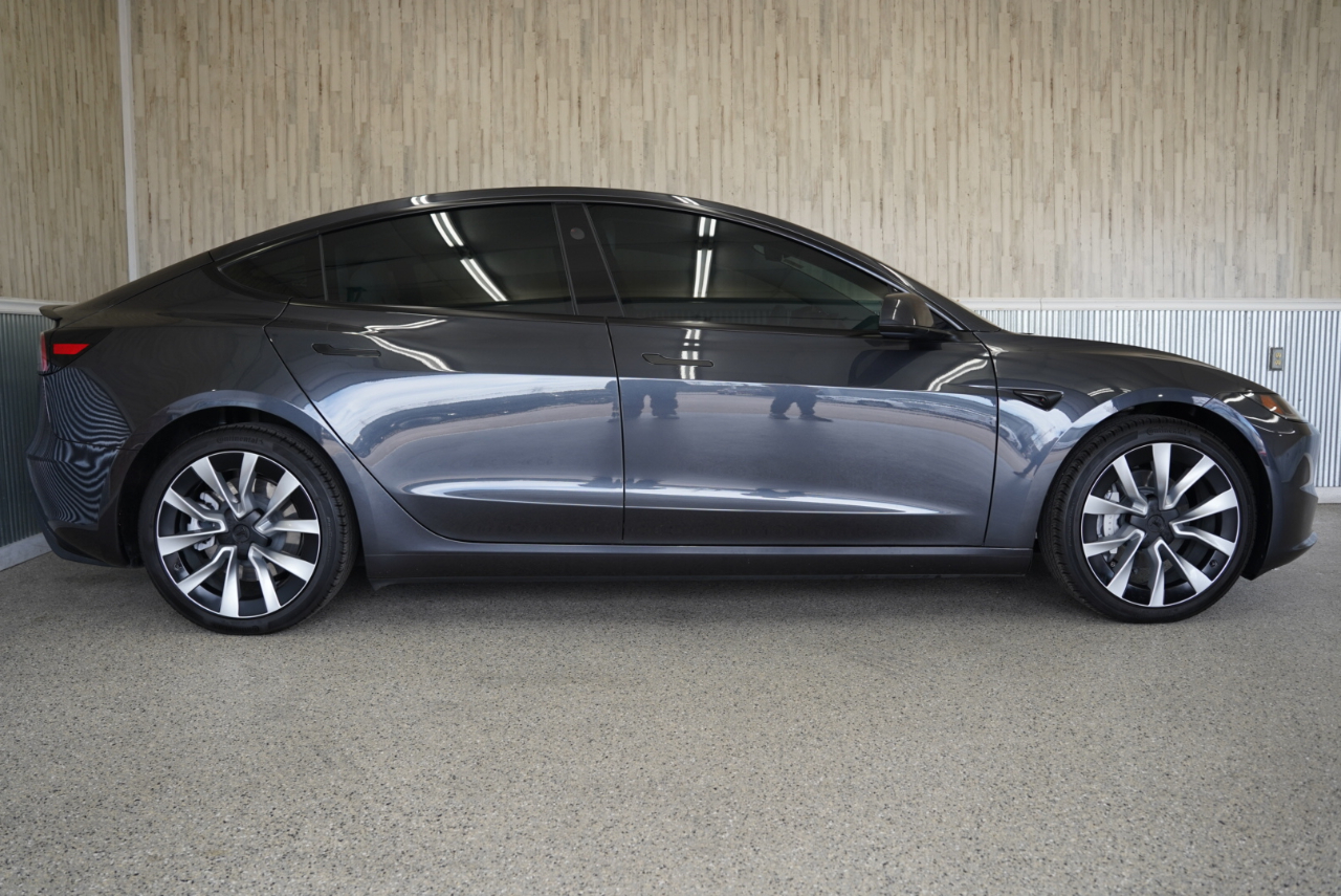Tesla Model 3 Long Range AWD 2024