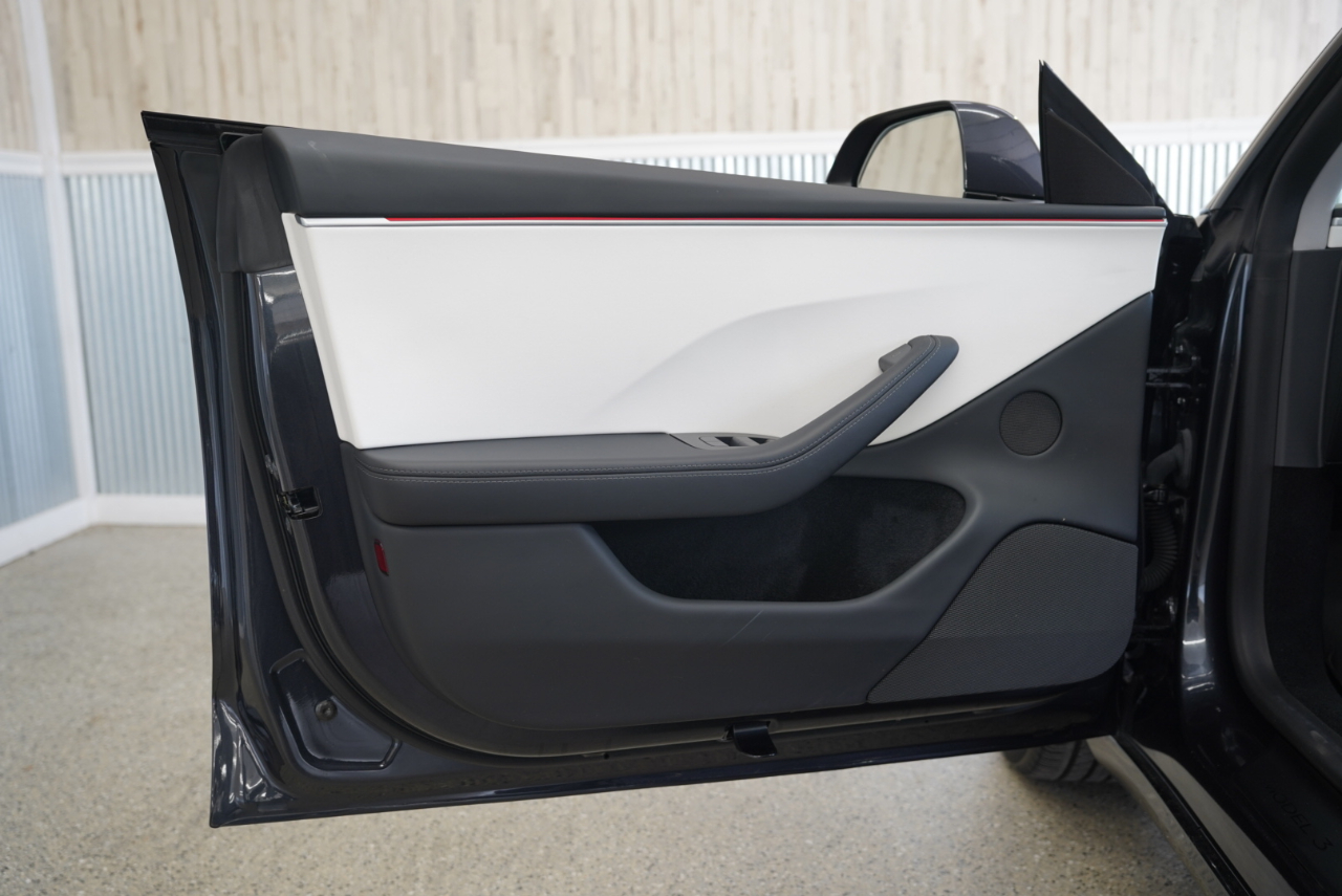 Tesla Model 3 Long Range AWD 2024