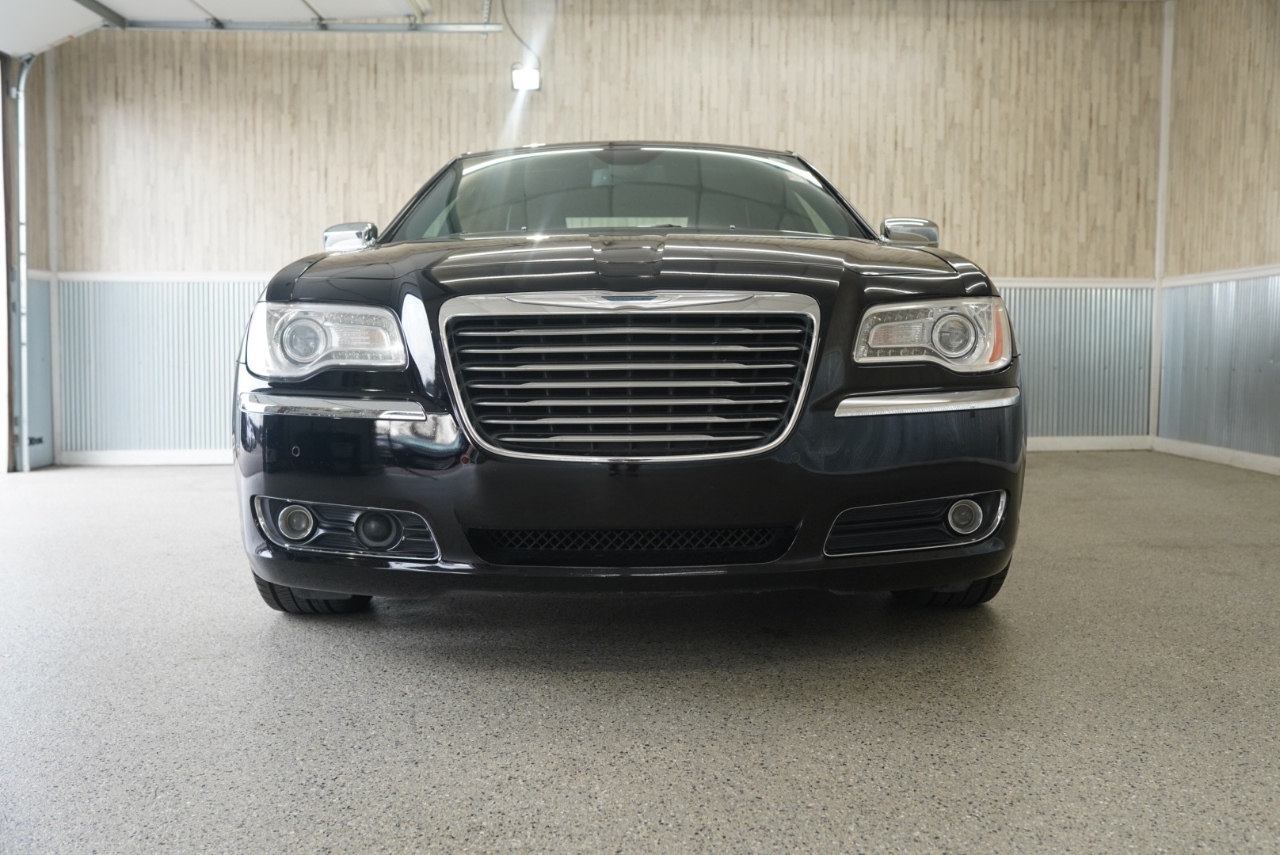 Chrysler 300 4dr Sdn 300C RWD 2014