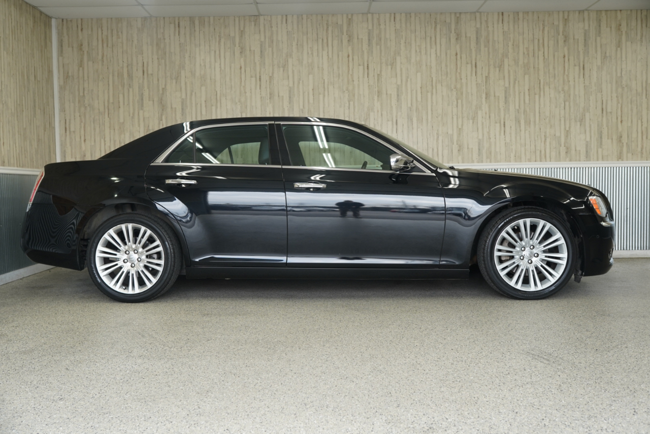Chrysler 300 4dr Sdn 300C RWD 2014
