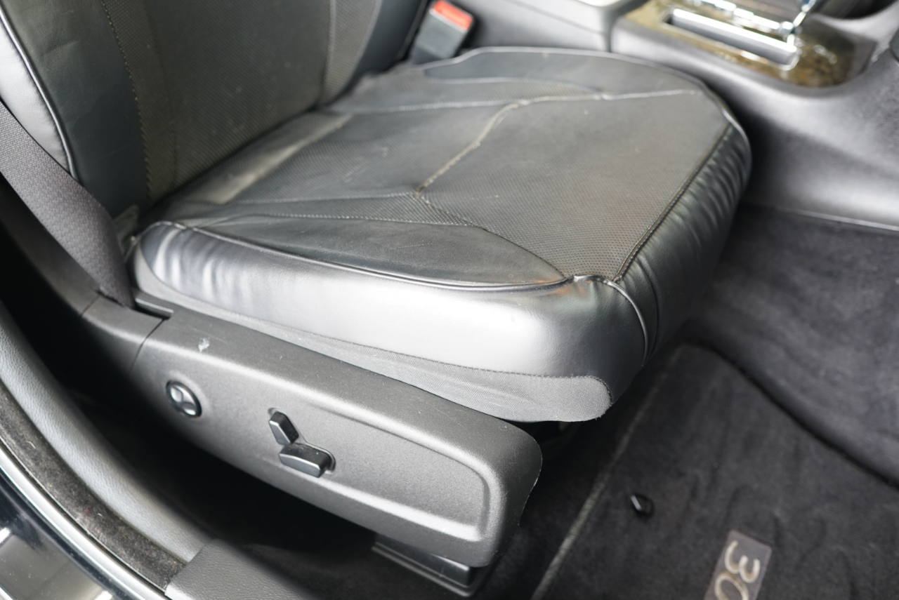 Chrysler 300 4dr Sdn 300C RWD 2014