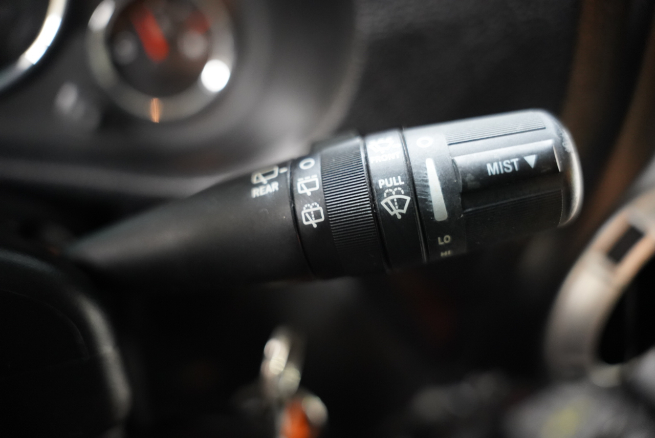 Jeep Wrangler Unlimited 4WD 4dr Sahara 2012