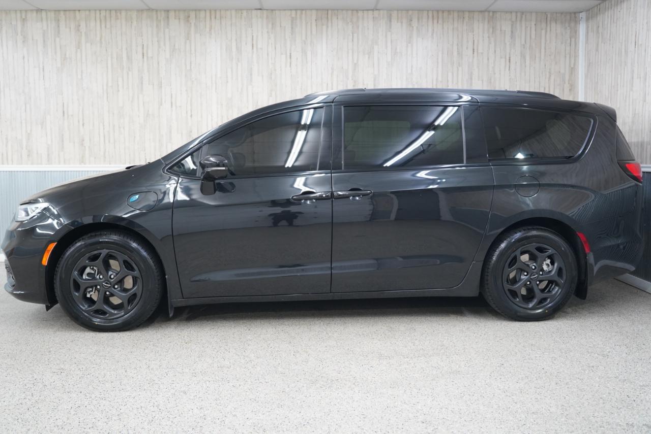 Chrysler Pacifica Hybrid Touring L FWD 2021