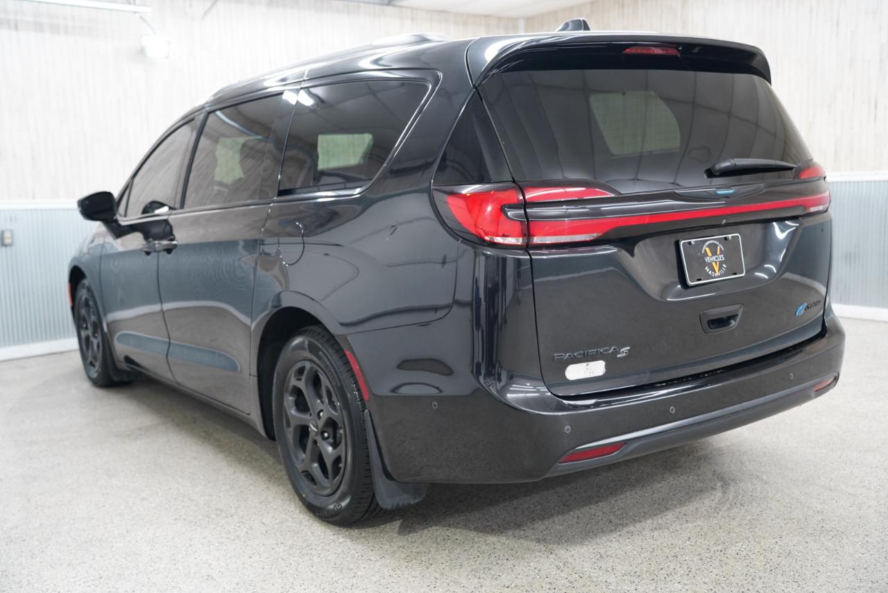 Chrysler Pacifica Hybrid Touring L FWD 2021