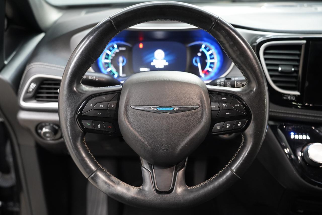 Chrysler Pacifica Hybrid Touring L FWD 2021