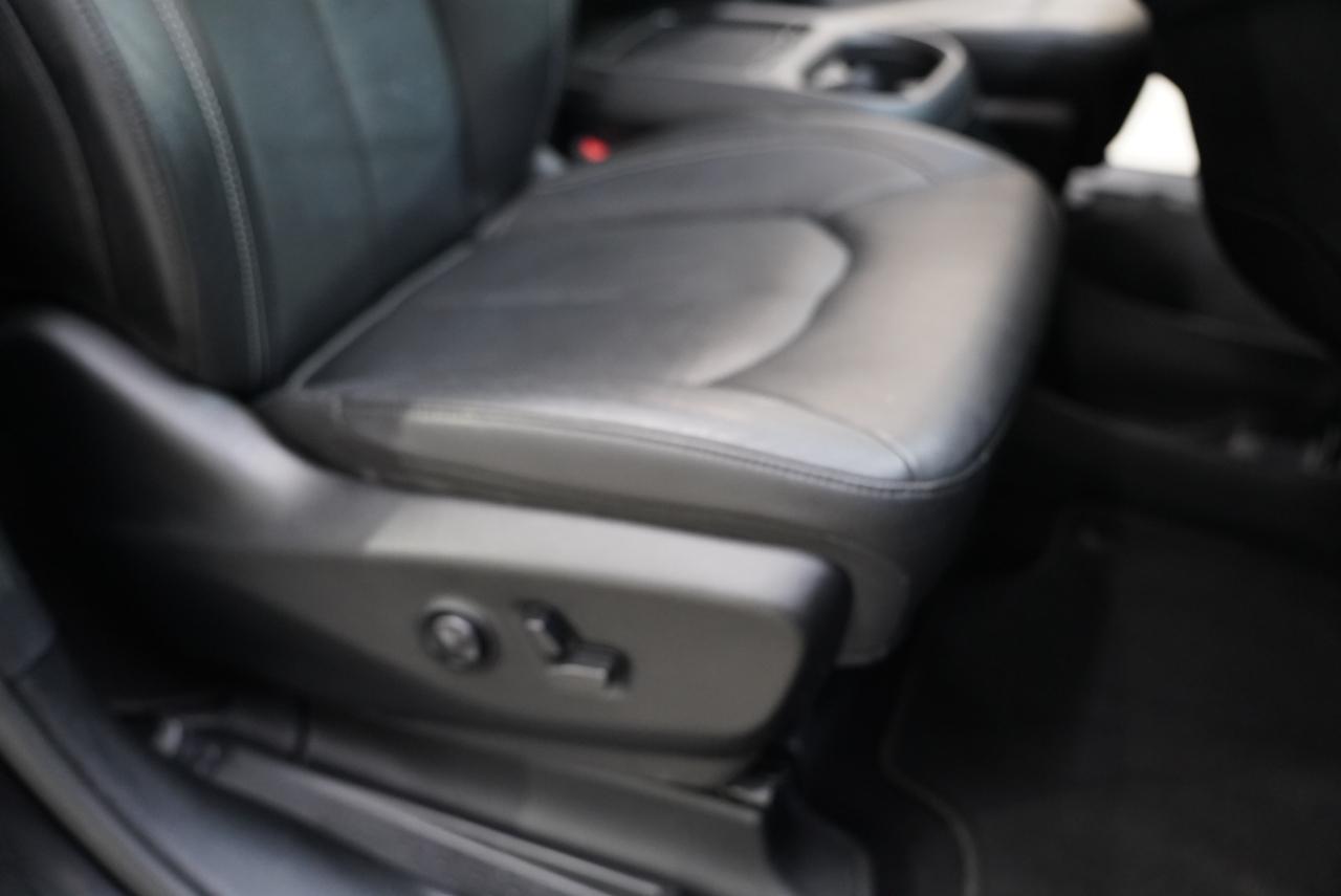 Chrysler Pacifica Hybrid Touring L FWD 2021