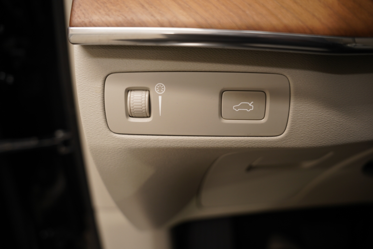 Volvo XC90 T6 AWD Inscription 6 Passenger 2020