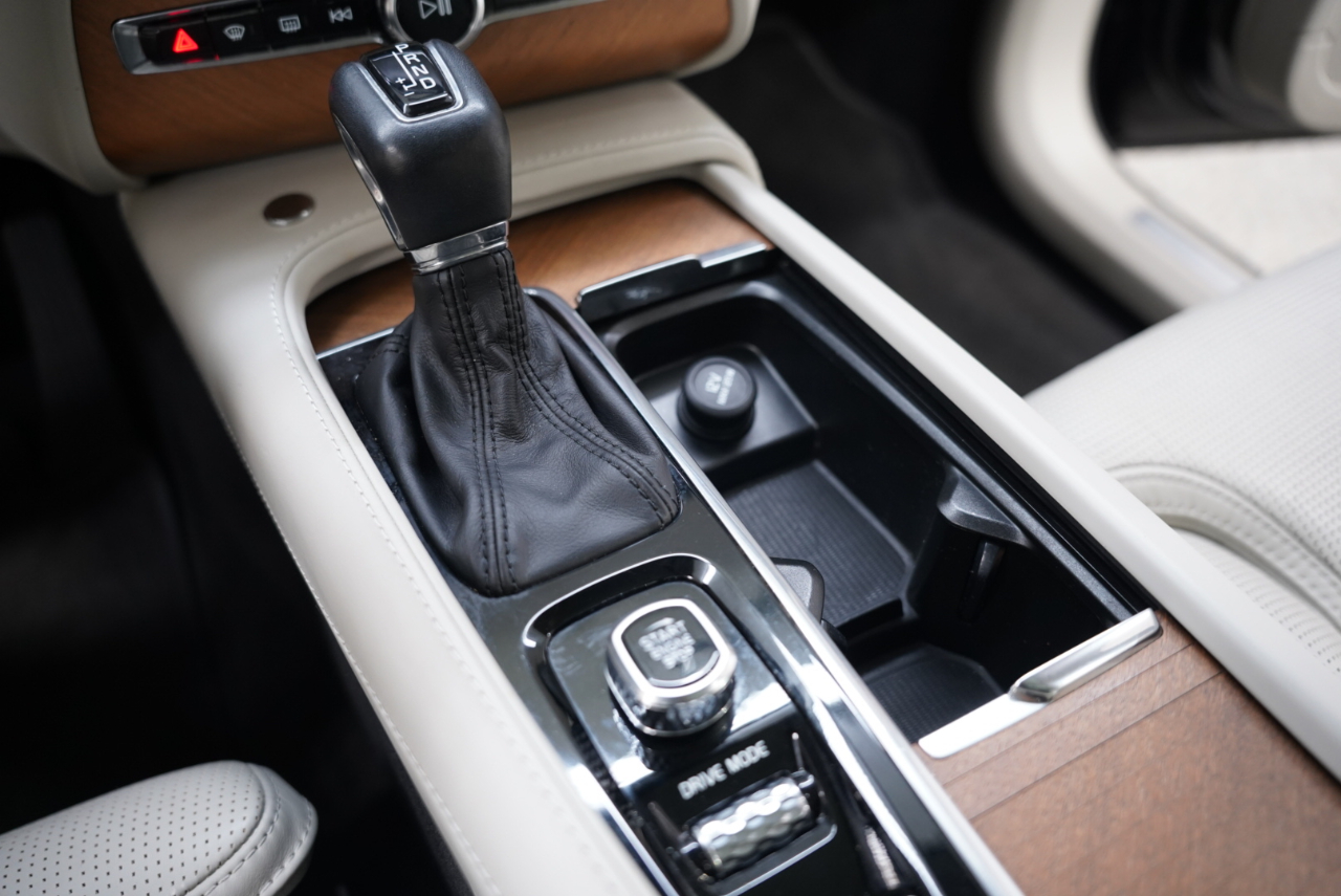 Volvo XC90 T6 AWD Inscription 6 Passenger 2020