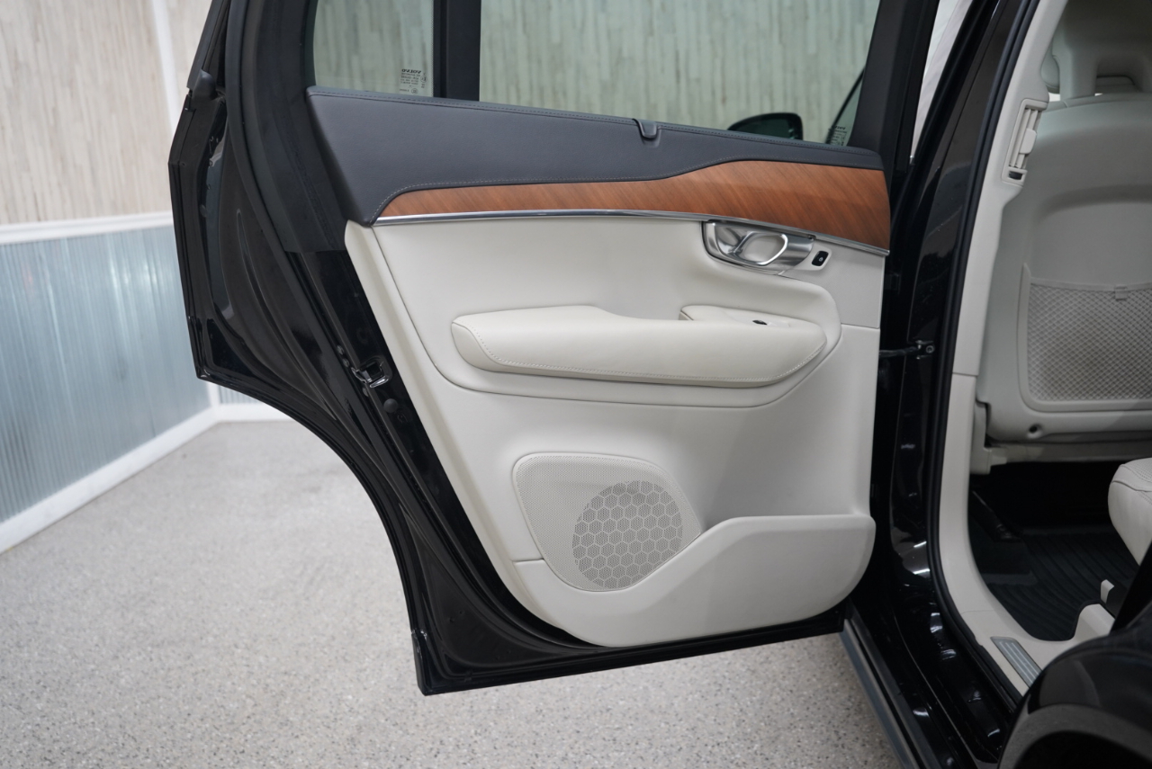 Volvo XC90 T6 AWD Inscription 6 Passenger 2020