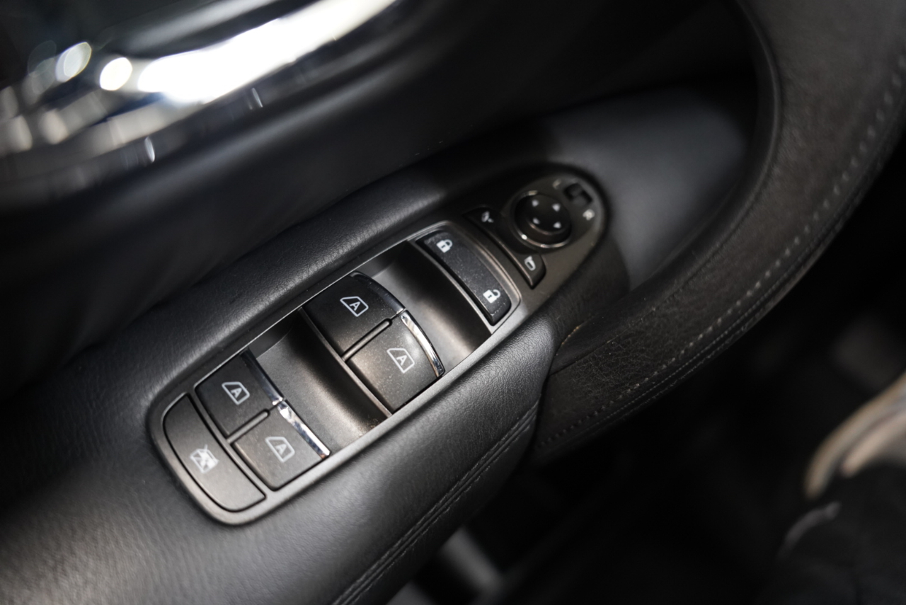 Nissan Armada 4x4 SL 2021