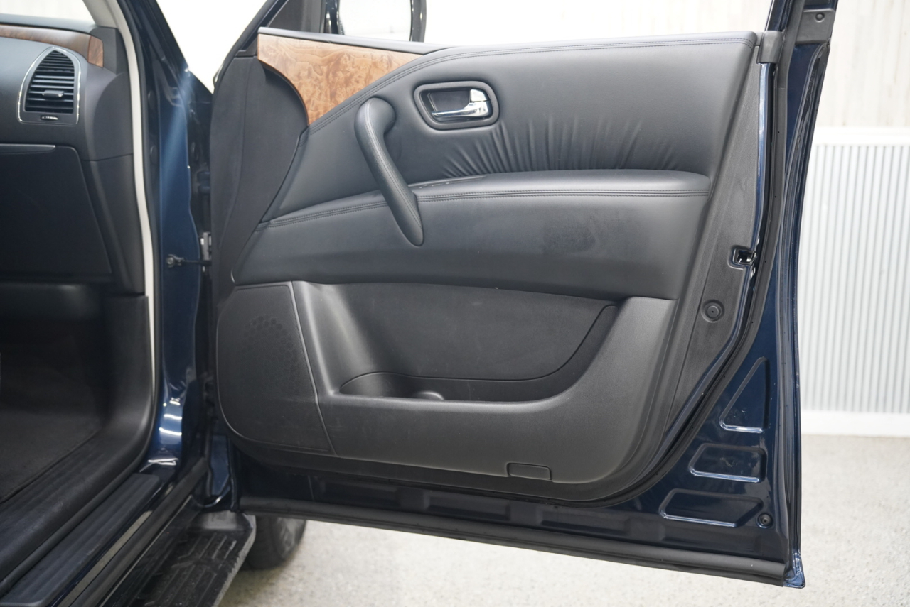 Nissan Armada 4x4 SL 2021