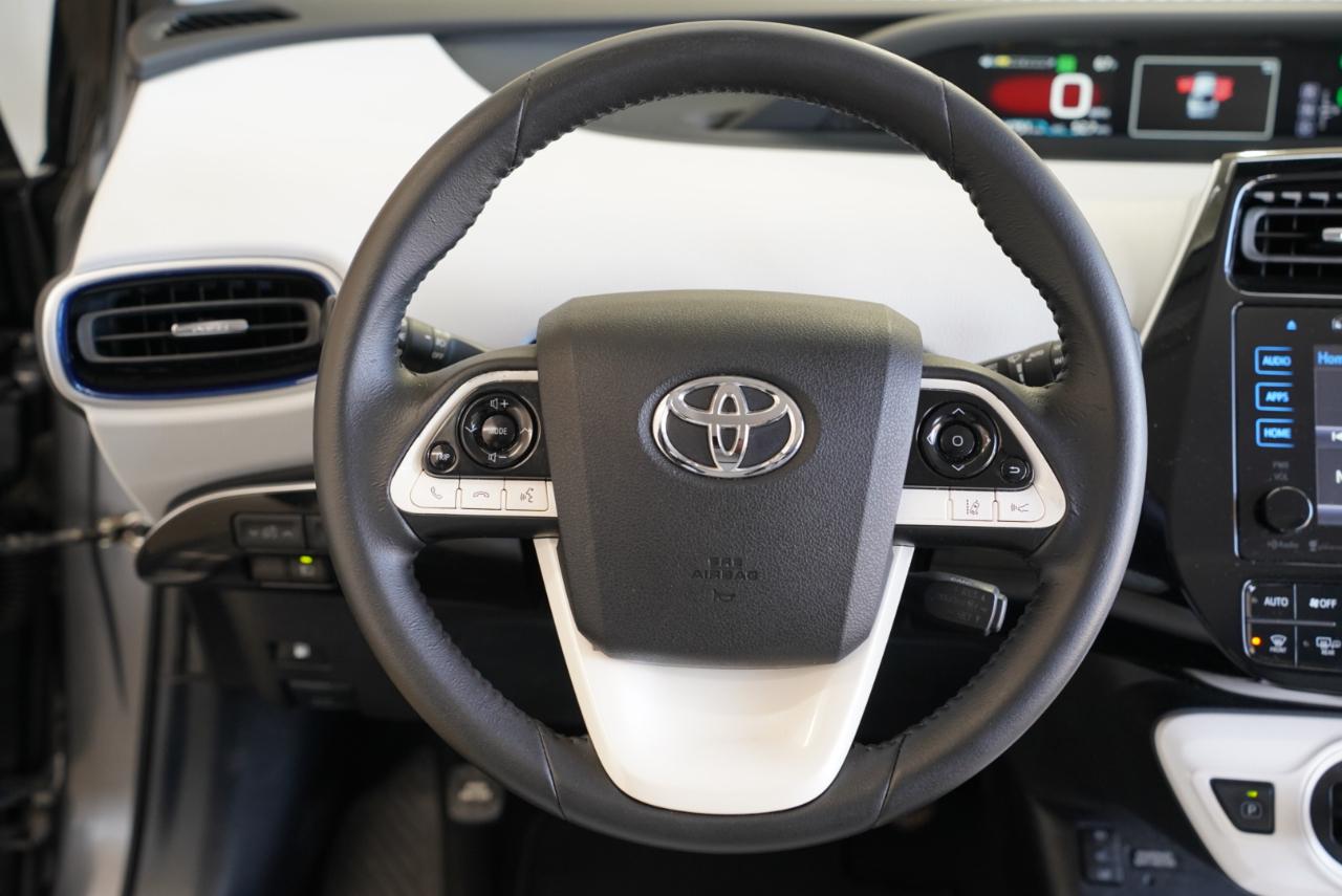 Toyota Prius  2016
