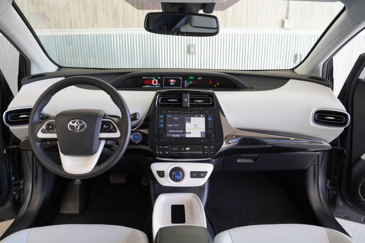 Toyota Prius  2016