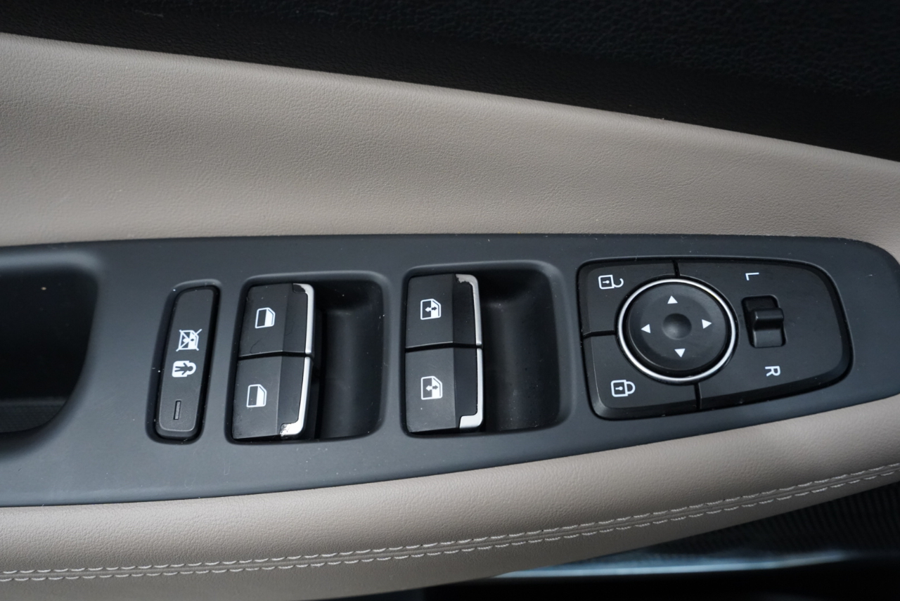 Hyundai Santa Fe SEL 2.0T Auto FWD 2020