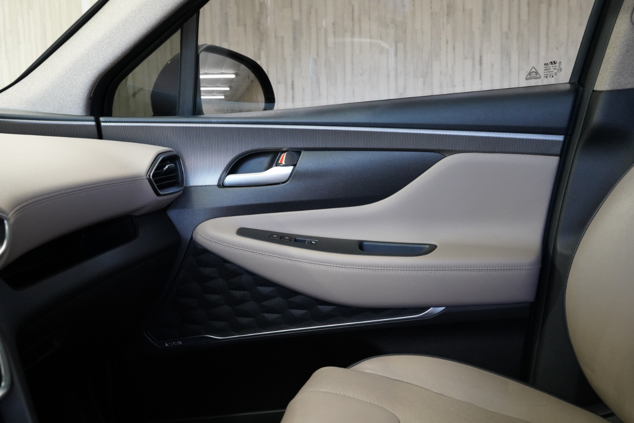 Hyundai Santa Fe SEL 2.0T Auto FWD 2020