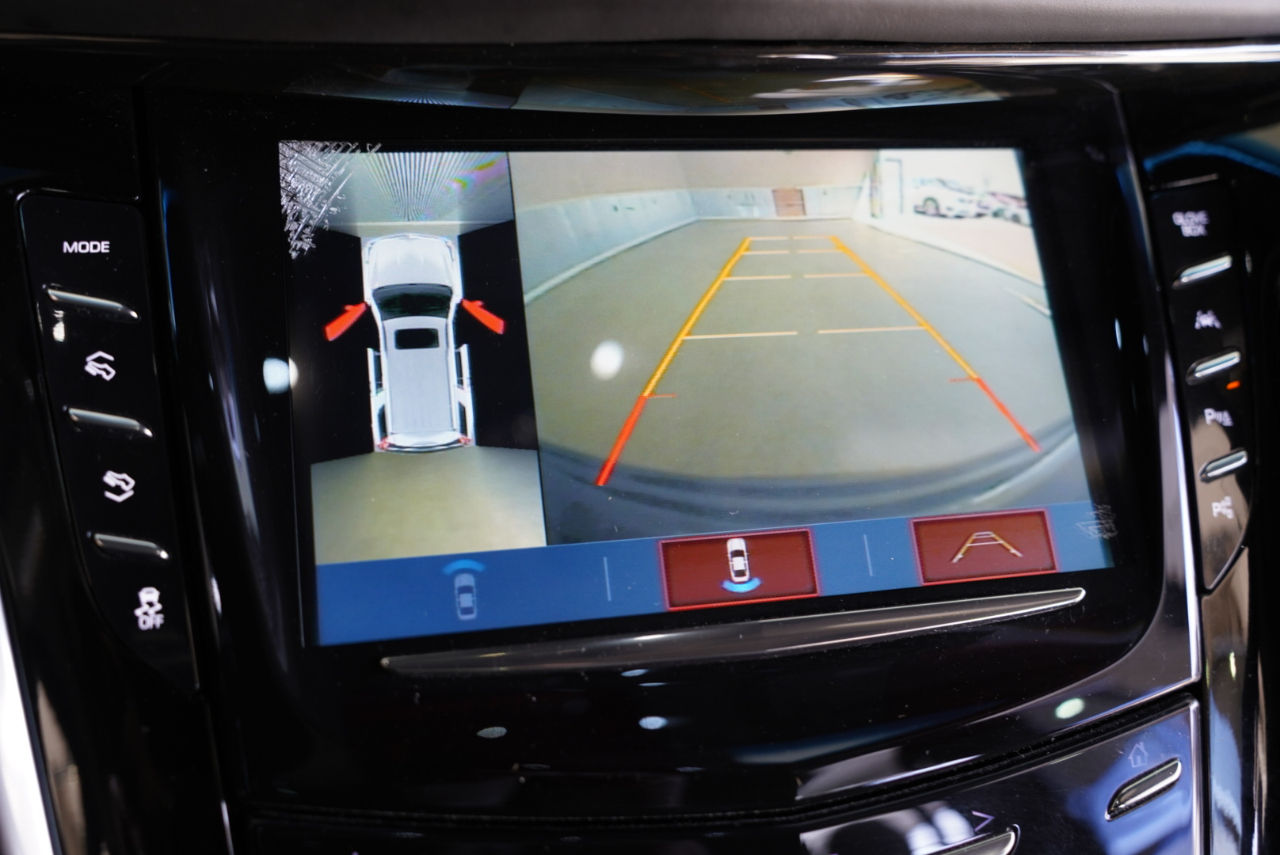 Cadillac Escalade 2WD 4dr Platinum 2018