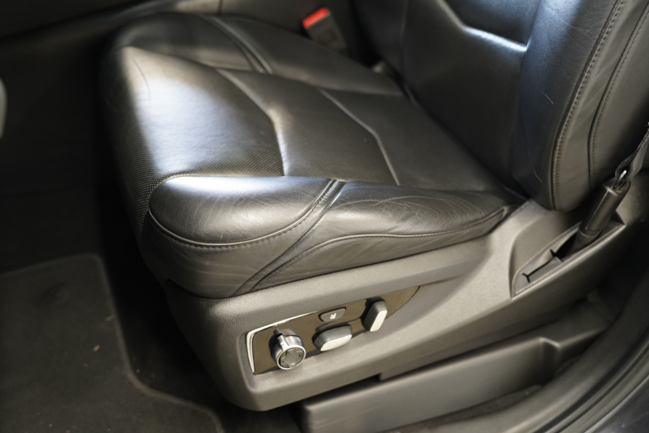 Cadillac Escalade 2WD 4dr Platinum 2018