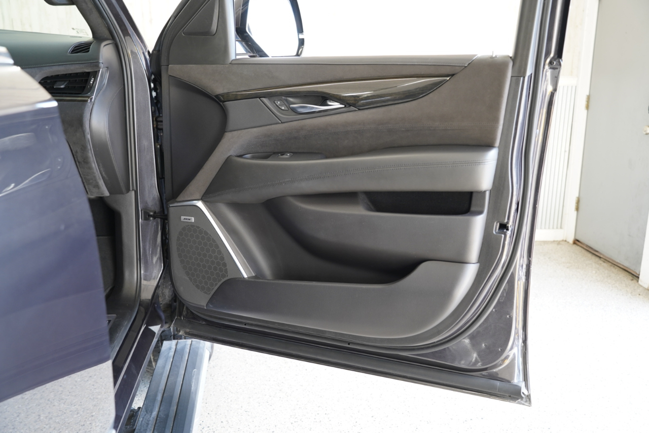 Cadillac Escalade 2WD 4dr Platinum 2018