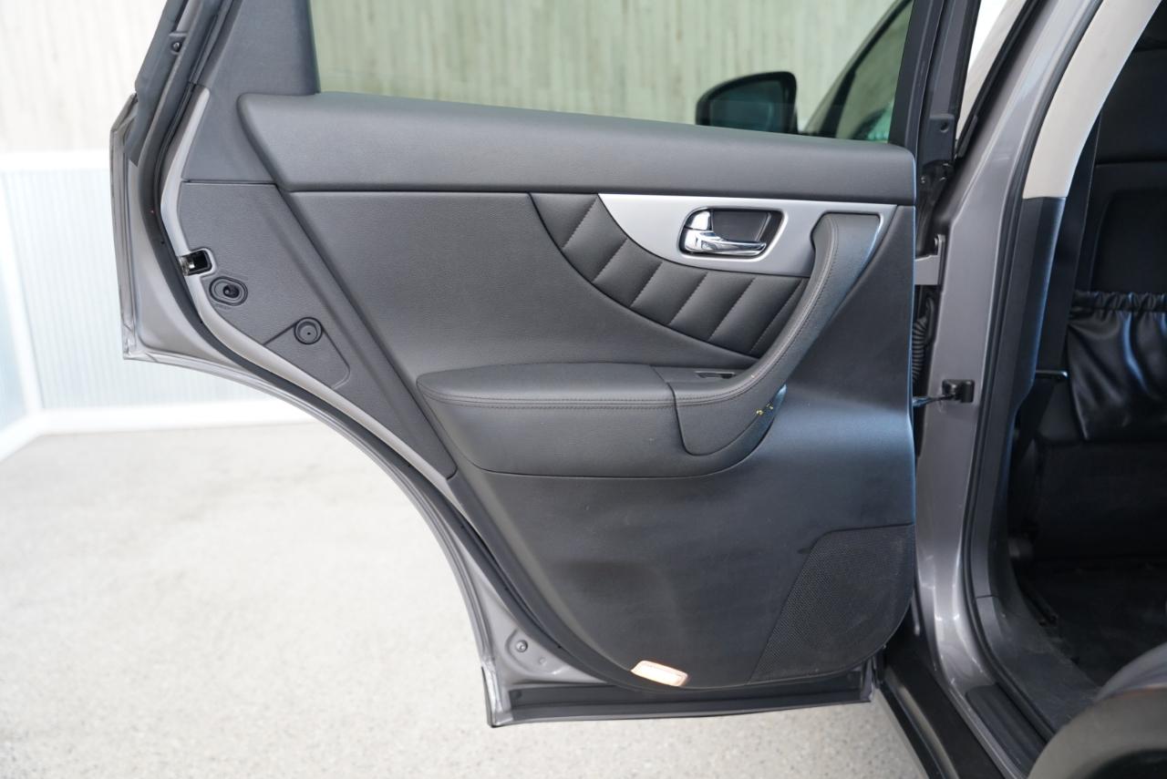 Infiniti FX35 AWD 4dr 2011