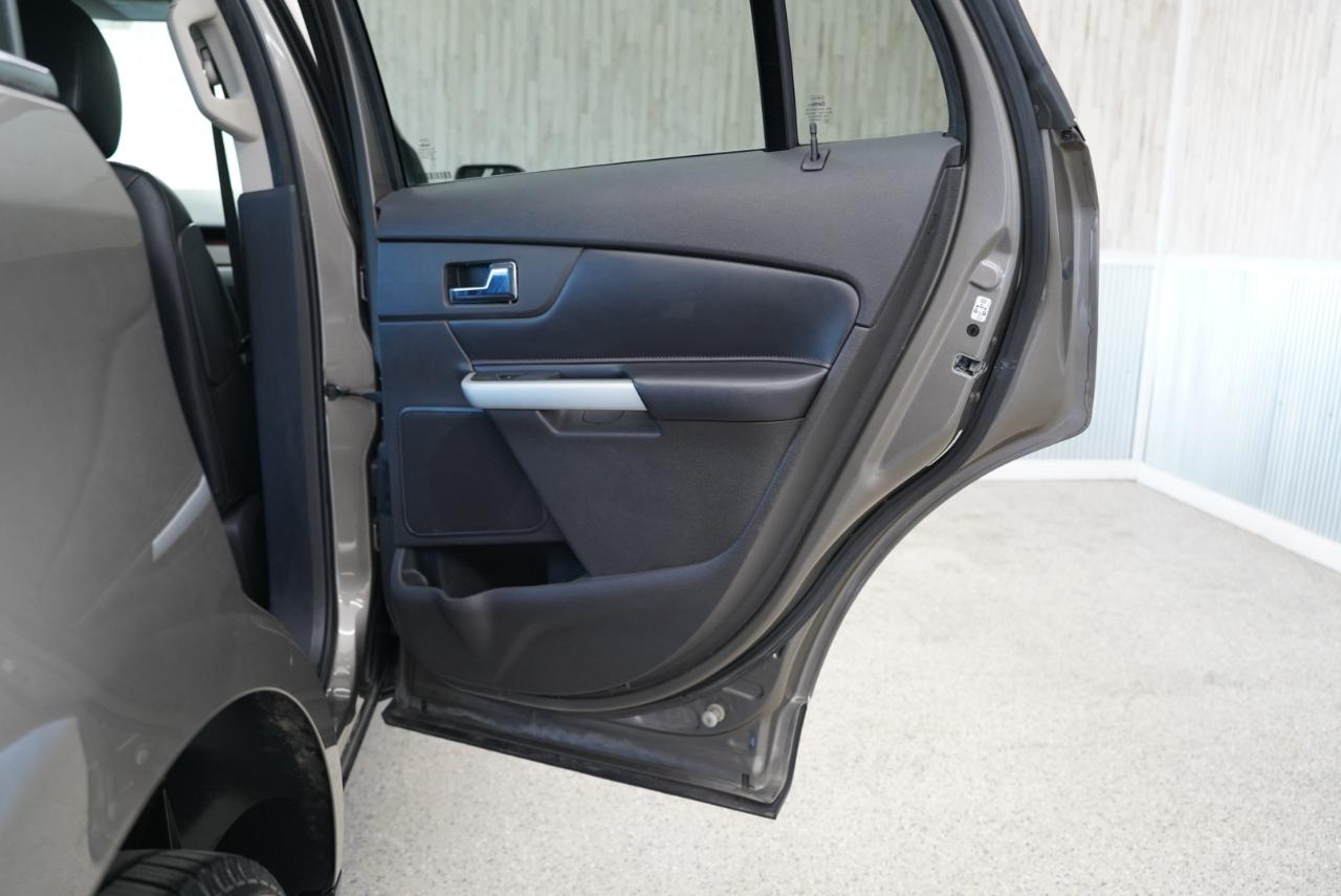 Ford Edge 4dr Limited FWD 2012