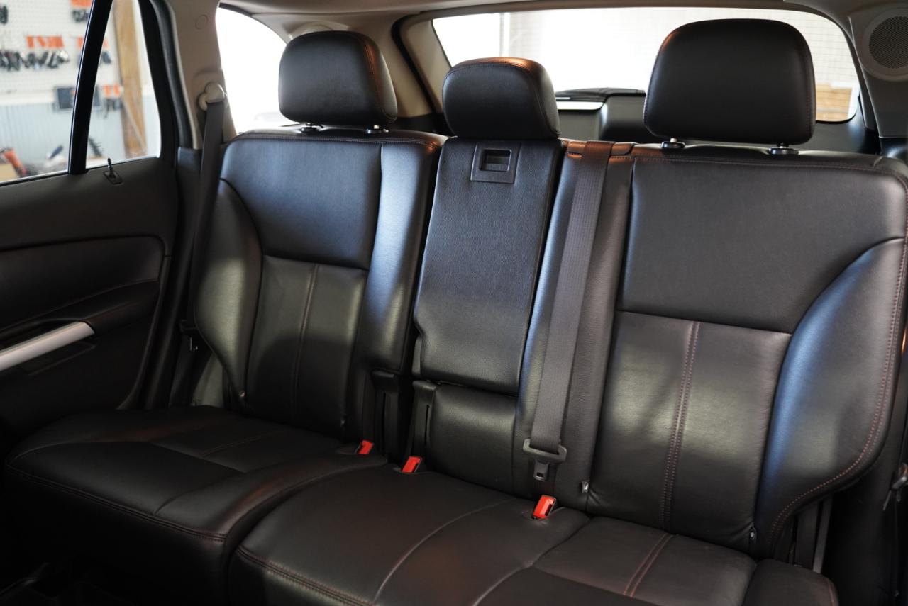 Ford Edge 4dr Limited FWD 2012