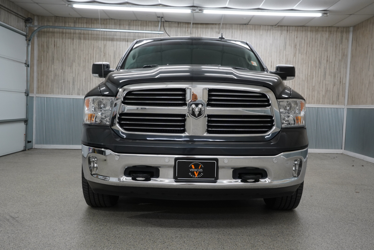 RAM 1500 Big Horn 4x4 Crew Cab 5'7" Box 2017
