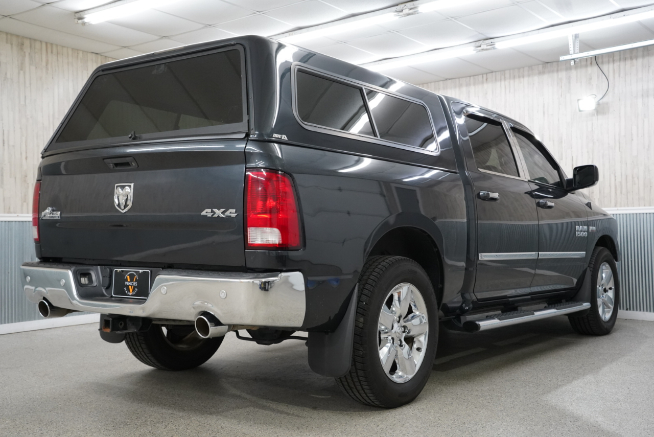 RAM 1500 Big Horn 4x4 Crew Cab 5'7" Box 2017