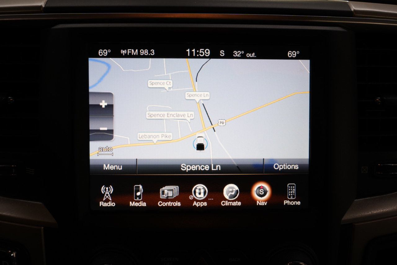 RAM 1500 Big Horn 4x4 Crew Cab 5'7" Box 2017