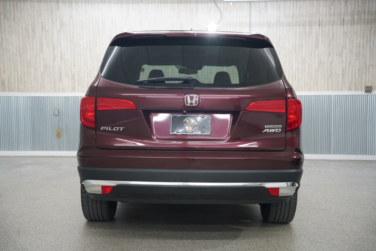 Honda Pilot AWD 4dr Touring w/RES & Navi 2016
