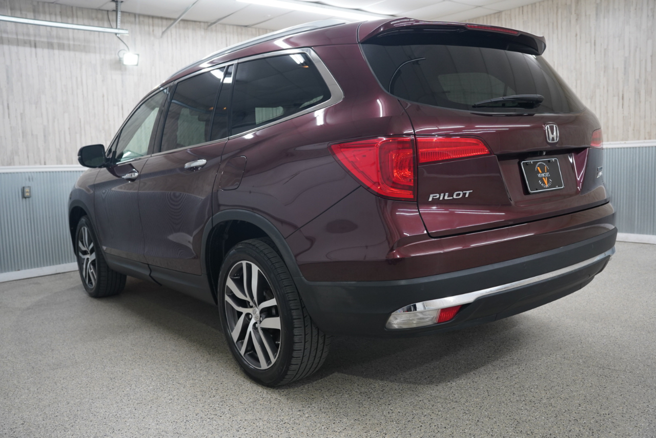 Honda Pilot AWD 4dr Touring w/RES & Navi 2016