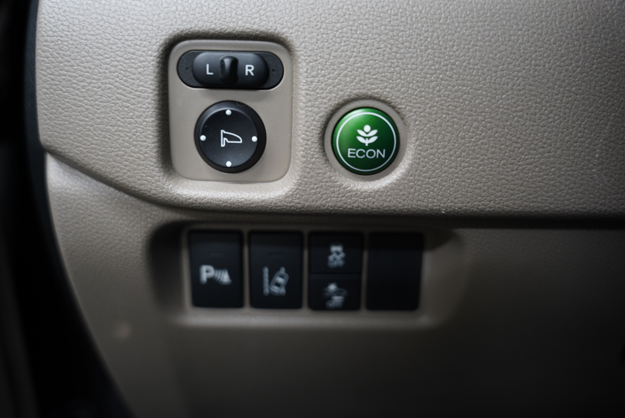 Honda Pilot AWD 4dr Touring w/RES & Navi 2016