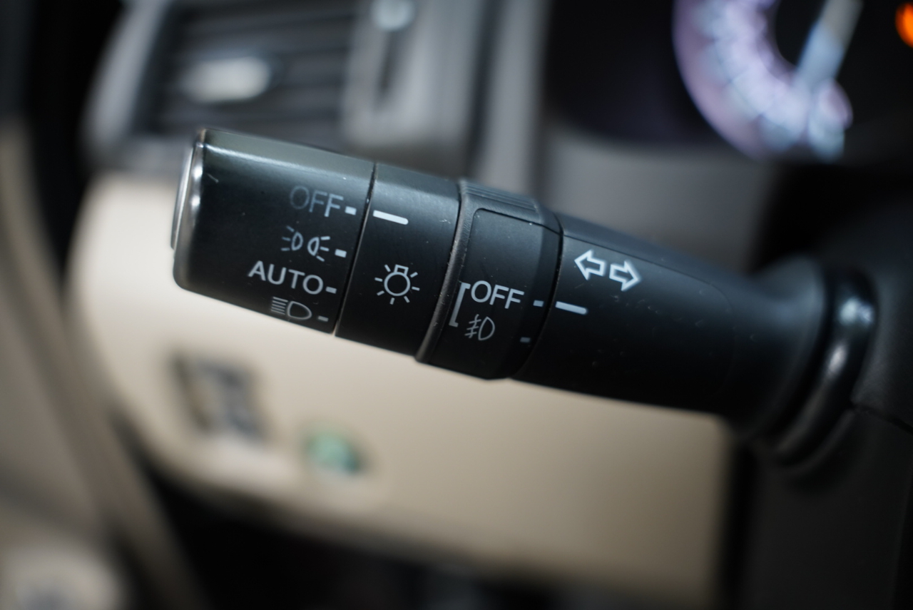 Honda Pilot AWD 4dr Touring w/RES & Navi 2016