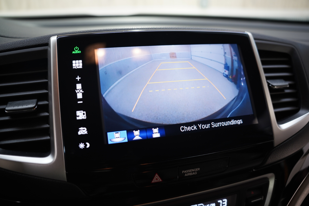 Honda Pilot AWD 4dr Touring w/RES & Navi 2016