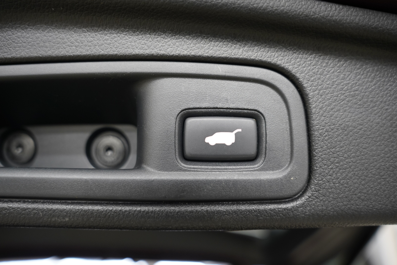 Honda Pilot AWD 4dr Touring w/RES & Navi 2016