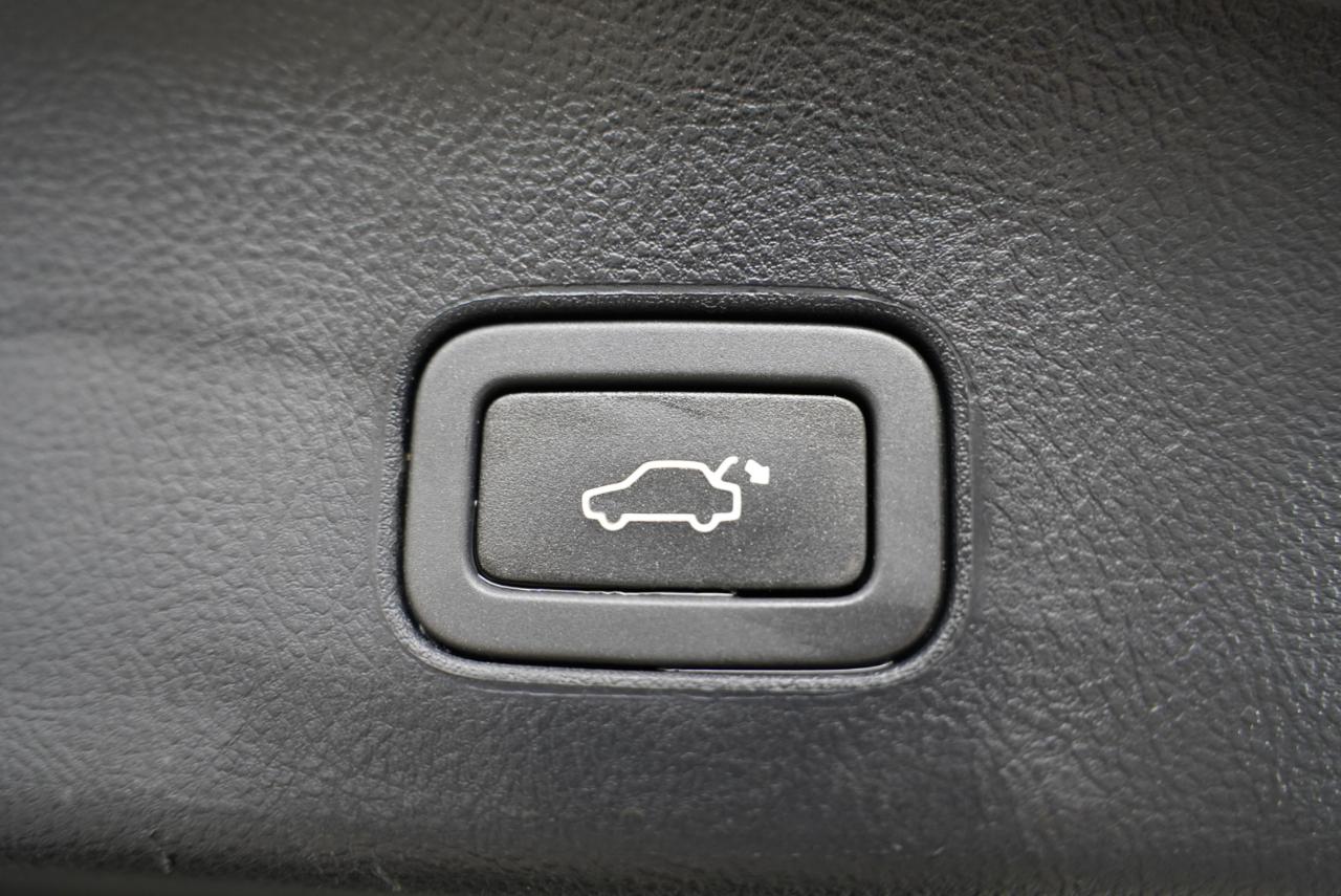 Land Rover Range Rover Sport 4WD 4dr HSE LUX 2012