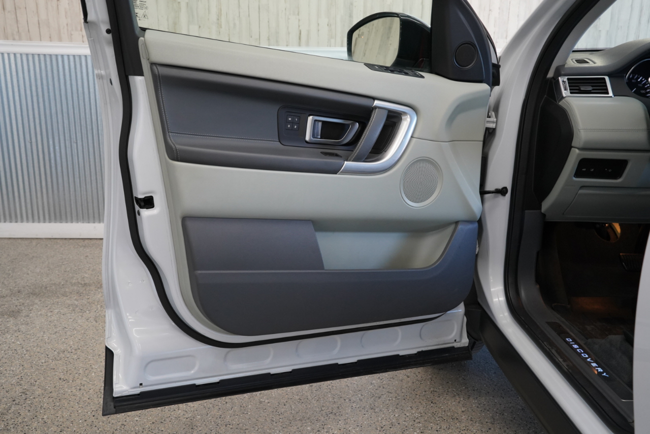 Land Rover Discovery Sport AWD 4dr HSE LUX 2016