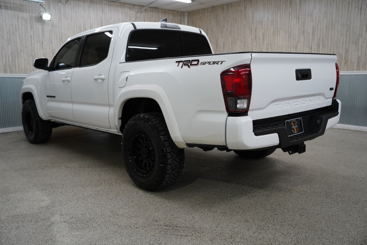 Toyota Tacoma  2018
