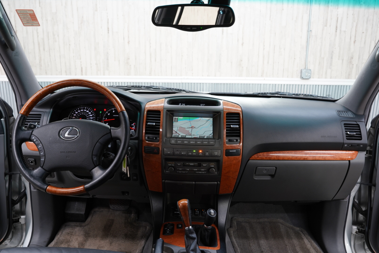 Lexus GX 470 4dr SUV 4WD 2004