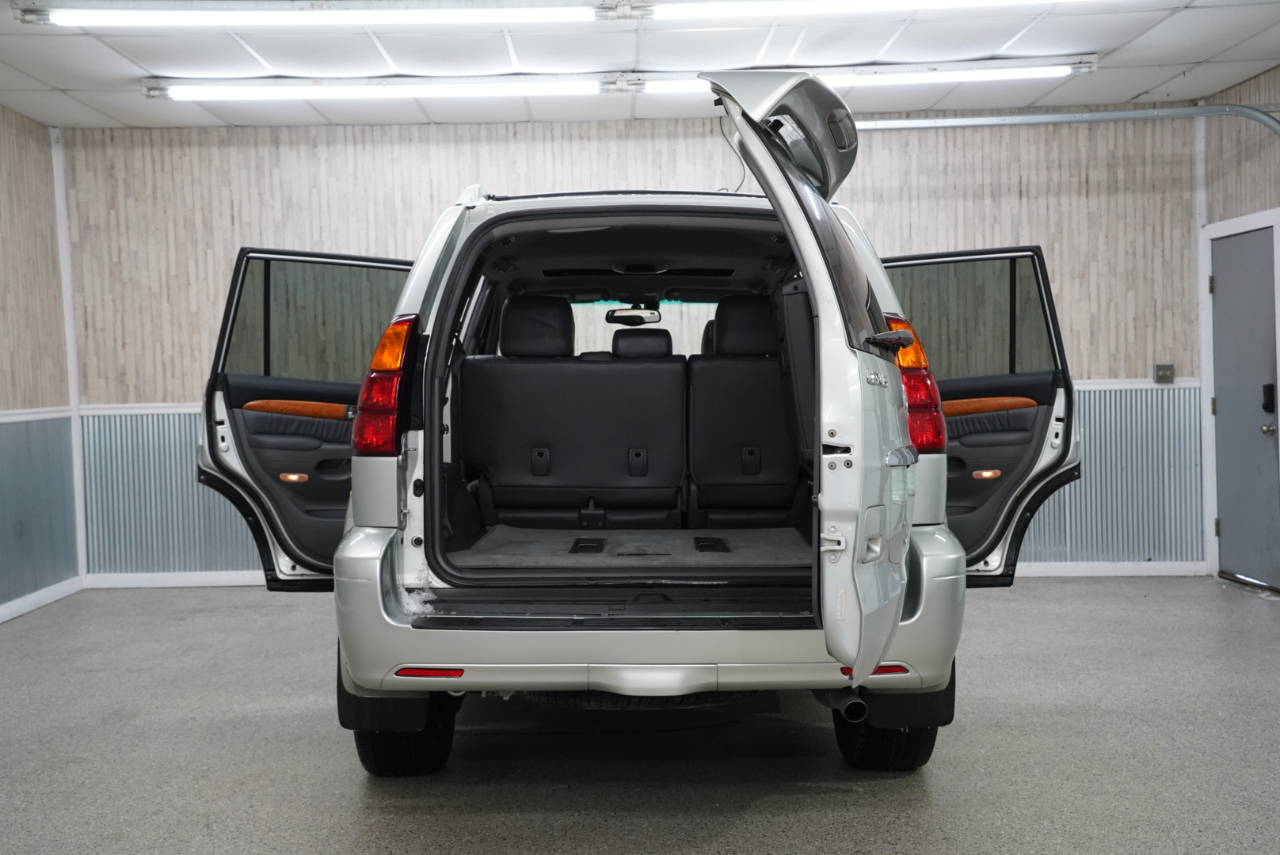 Lexus GX 470 4dr SUV 4WD 2004